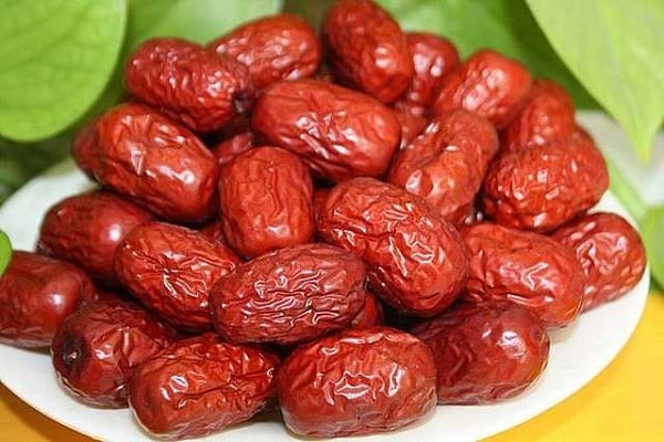táo đỏ